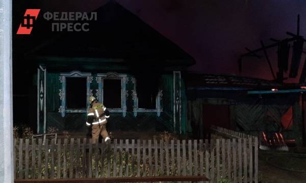 Двое детей погибли в страшном пожаре под Екатеринбургом