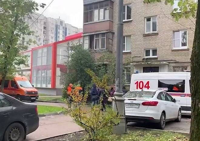 В квартире на западе Москвы найдены тела 19-летних молодых людей