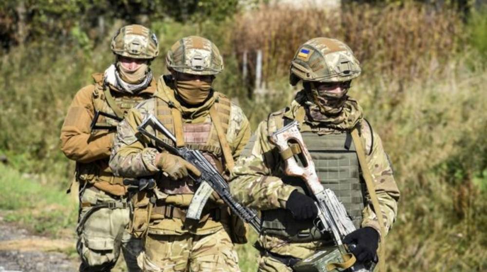 На Донбассе боевики сбросили осколочные гранаты на позиции ВСУ