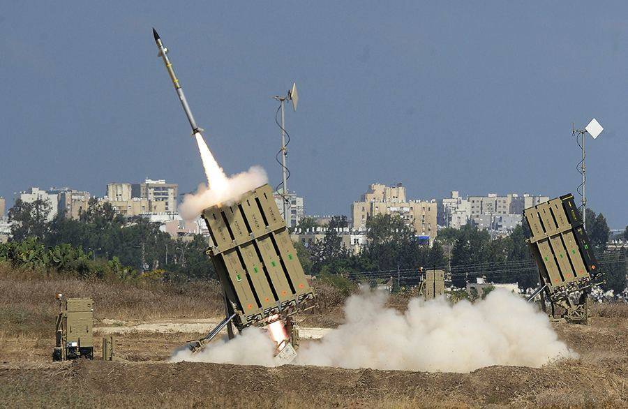 В Конгрессе США одобрили выделение $1 млрд Израилю для покупки ракет ПРО "Железный купол"