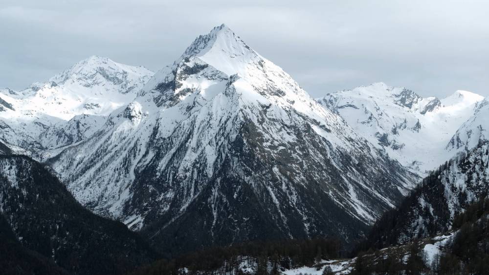 Синоптик Тишковец объяснил гибель альпинистов на Эльбрусе «черной» метелью