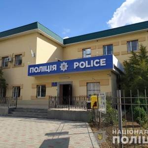 В Запорожской области пьяный мужчина угрожал взорвать здание прокуратуры и отдела полиции