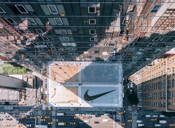 Акции Nike падают на 5% после выхода отчёта