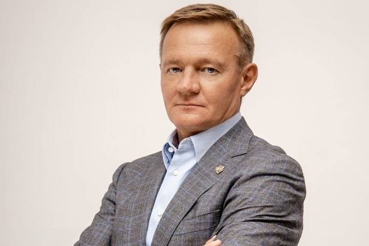 Губернатор Курской области Роман Старовойт отказался от депутатских мандатов