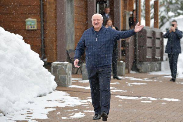 «Старость нужно встретить у моря»: Лукашенко ищет дом в Сочи?