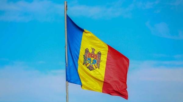 Депутат от партии Санду выругался русским матом в молдавском парламенте