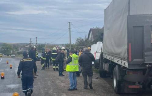 Под Одессой столкнулись грузовик и микроавтобус: пострадали пять человек, в том числе ребенок. ФОТО