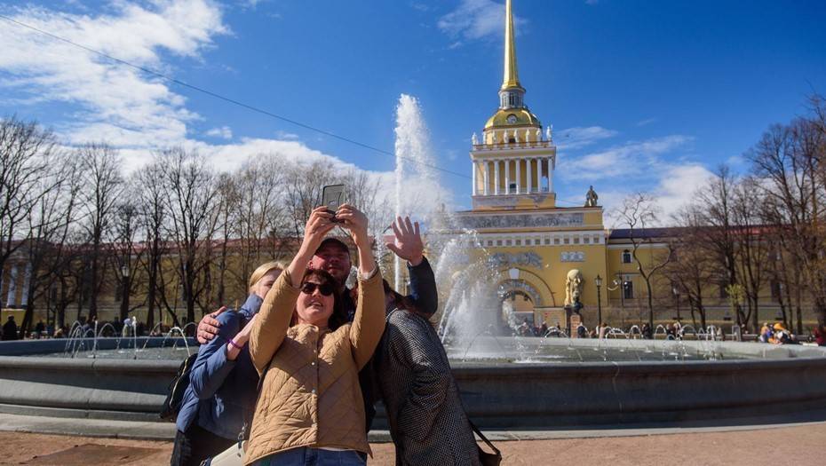 С начала года Петербург посетили 3 млн туристов