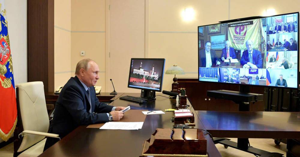 Путин встретится с лидерами партий в октябре