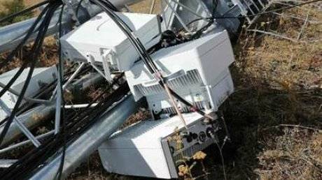 Жители села испугались «излучения» от 5G и снесли вышку сотовой связи
