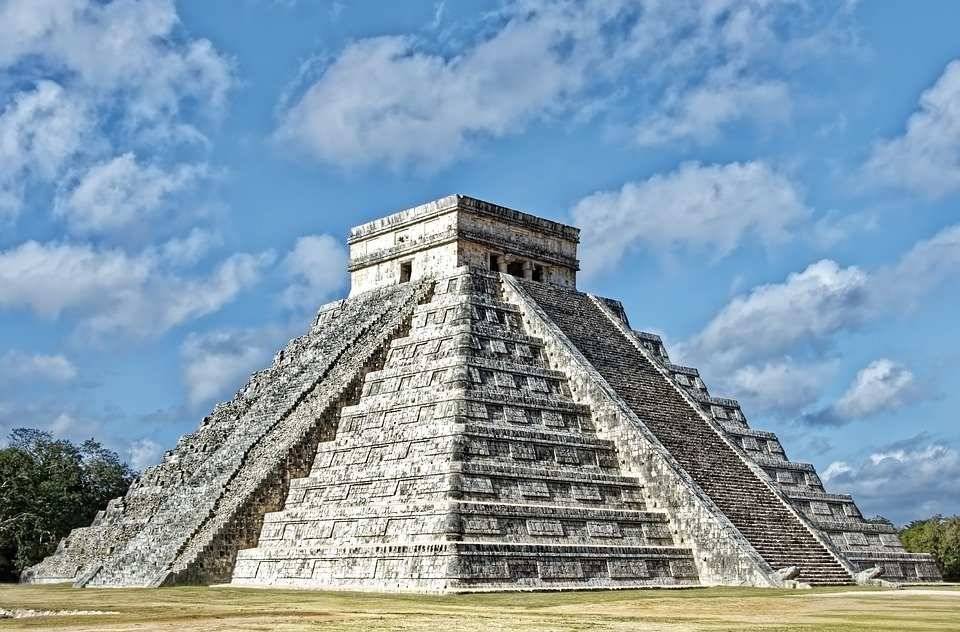 Ученые разгадали тайну строительства пирамиды майя Ла Кампана в кальдере вулкана