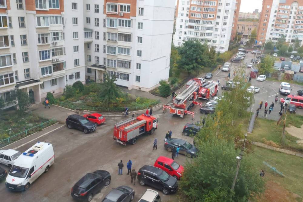 На улице Крупской в Рязани произошёл пожар в девятиэтажном доме