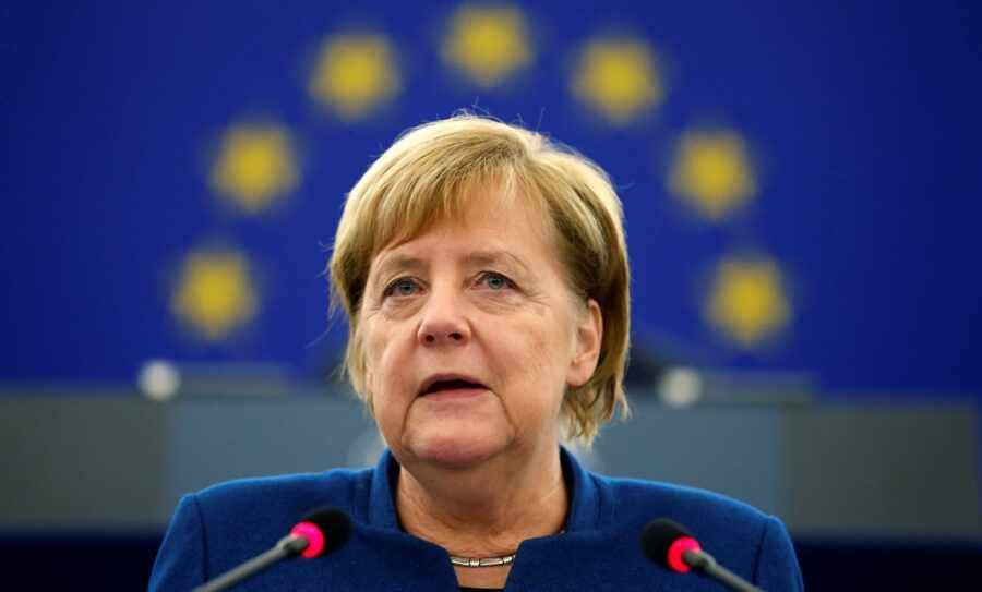 Политолог Стратиевский рассказал, что позволило Меркель так долго править Германией