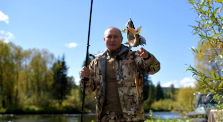Как отдыхал Путин в Сибири: рыбалка, ночевка в палатке и не только