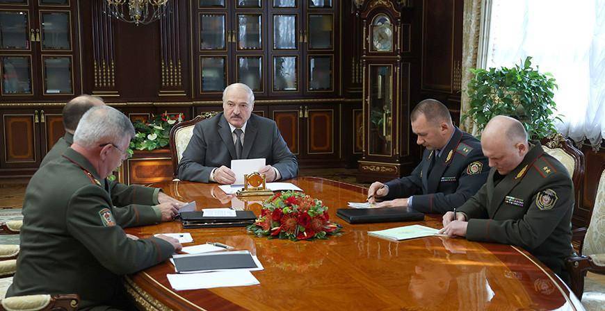 Александр Лукашенко назвал ситуацию с мигрантами на границе гуманитарной катастрофой