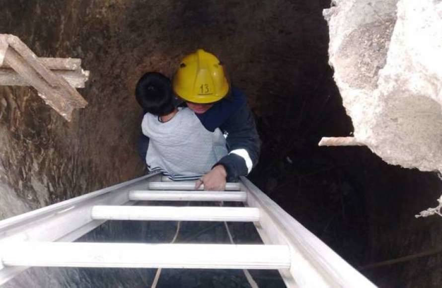 На Херсонщине ребенок упал в двухметровую яму
