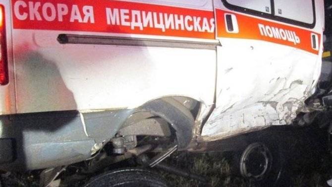 В Кировской области пьяный водитель Audi врезался в «Скорую помощь»