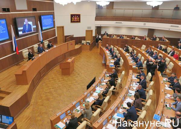 Избирком утвердил окончательный список депутатов ЗакСО