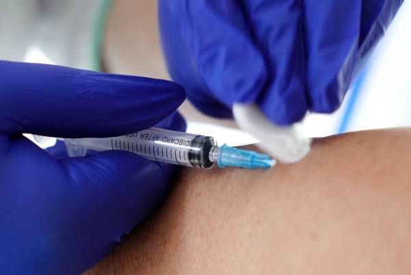 25 мобильных пунктов вакцинации от гриппа развернули в Подмосковье