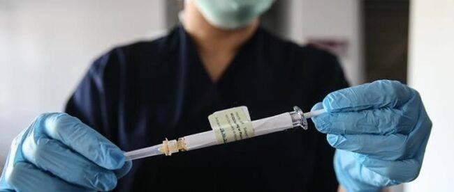 Минздрав опубликовал перечень заведений, работники которых подлежат обязательной вакцинации от COVID-19