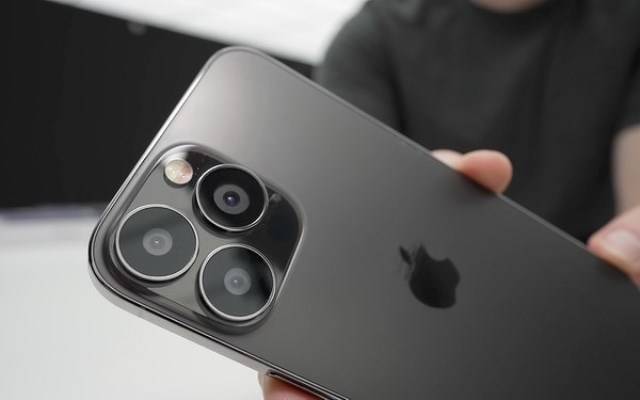 Разборка iPhone 13 Pro: что скрывается внутри нового смартфона от Apple