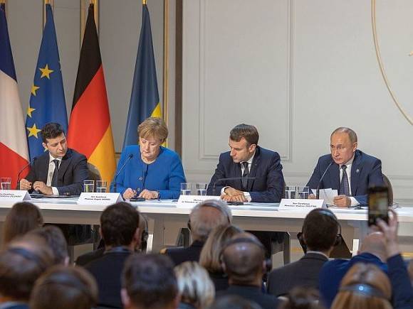 Киев хочет провести «нормандскую» встречу до ухода Меркель с поста