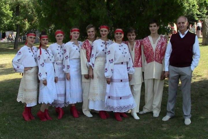 Коллективы из ЛНР приняли участие в празднике Многоликая Россия