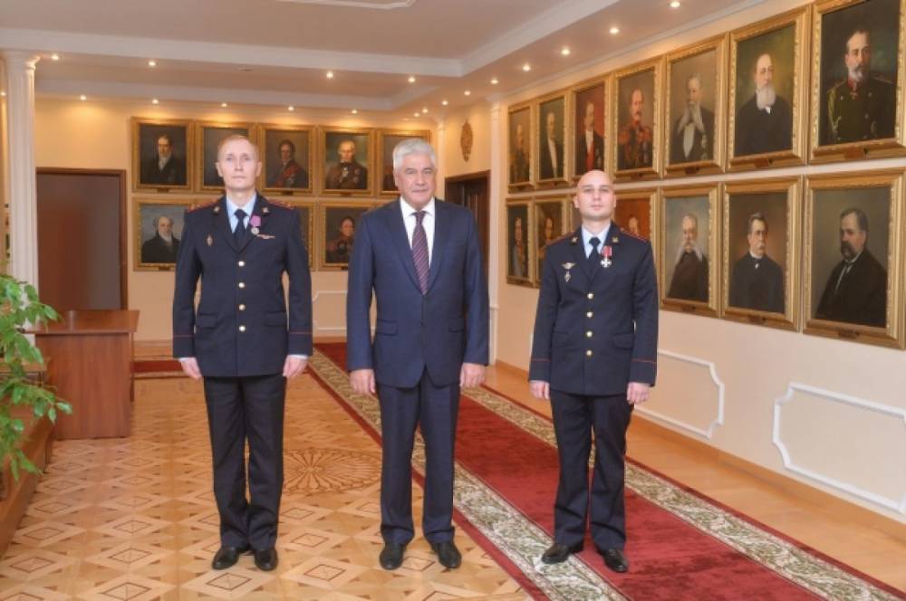 Глава МВД РФ наградил полицейских, отличившихся при стрельбе в ПГНИУ