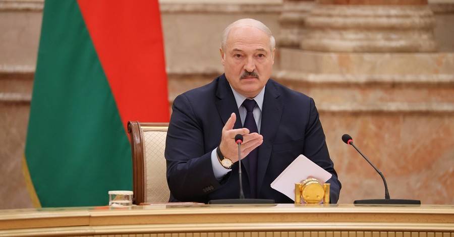 Лукашенко пообещал, что не сбежит из Беларуси по окончанию президентства