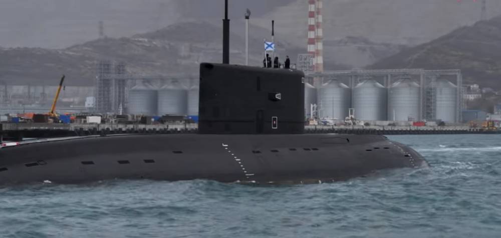 В Чёрном море российские субмарины отработали нанесение ракетного удара по кораблям условного противника