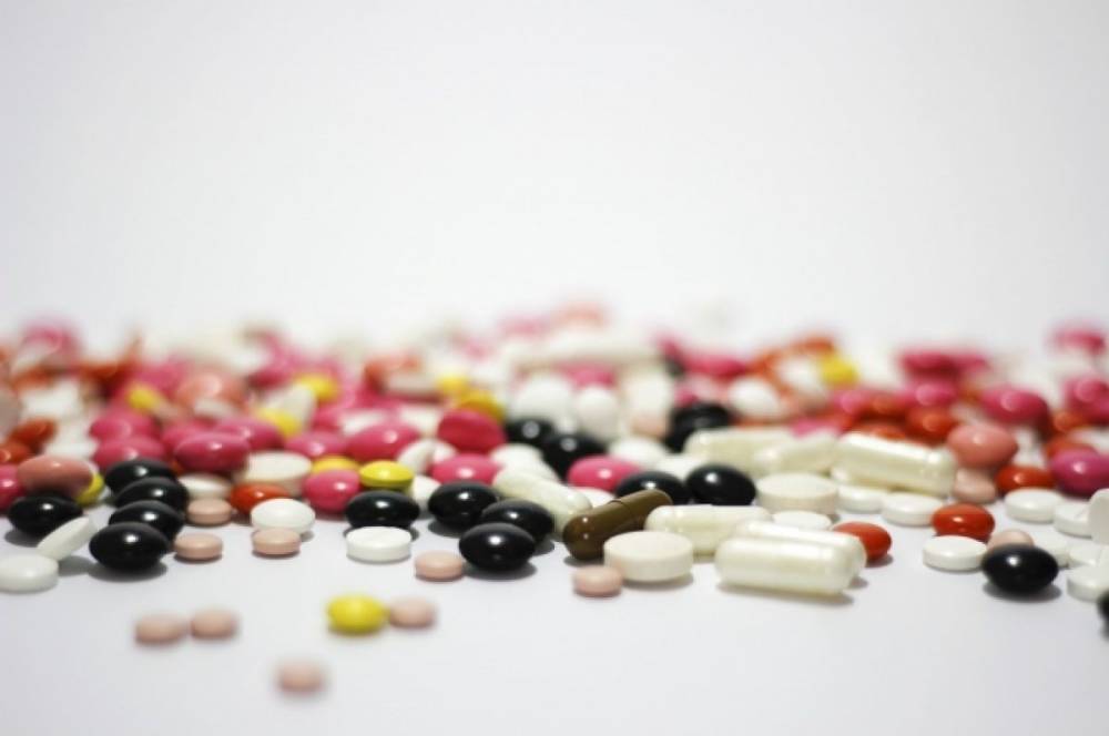 Минздрав предложил разрешить ввозить в РФ незарегистрированные лекарства
