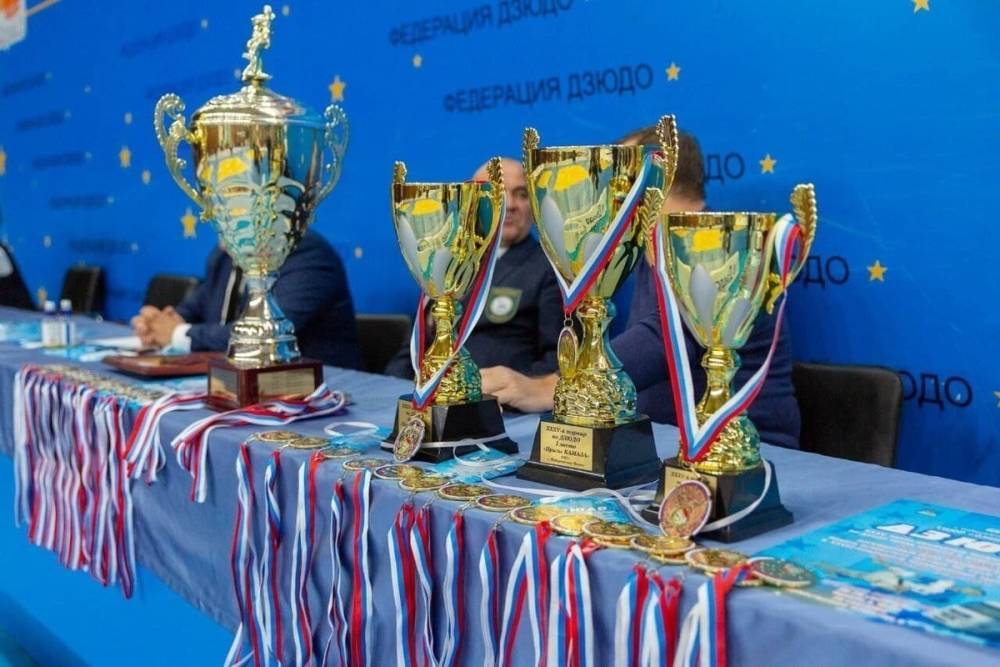 В Челнах открыт турнир по дзюдо на приз КАМАЗа