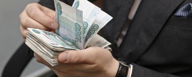 В Новосибирске компанию подозревают в невыплате зарплаты в размере 470 тысяч рублей