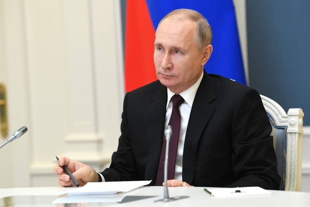 Путин назвал заболевшего ковидом из своего окружения