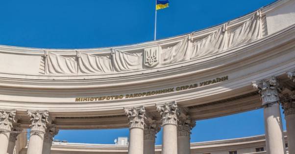 В МИД Украины отреагировали на информацию об угрозе отмены безвиза с ЕС