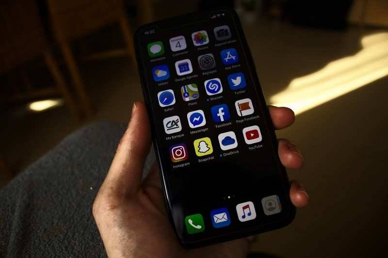 Бизнес-аналитик Ильичева рассказала, какие приложения помогут скрыть данные смартфона