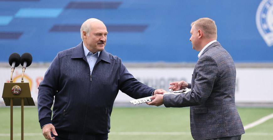 Александр Лукашенко: "Динамо-Минск" должно встряхнуть весь белорусский футбол