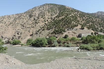 Северный Альянс разбил талибов на входе в Панджерское ущелье