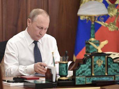 Путин вновь сообщил об отсутствии у него мобильного телефона
