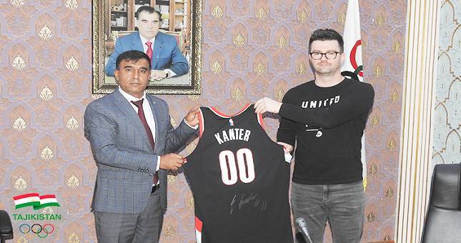 В Таджикистане намерены учредить академию баскетбола