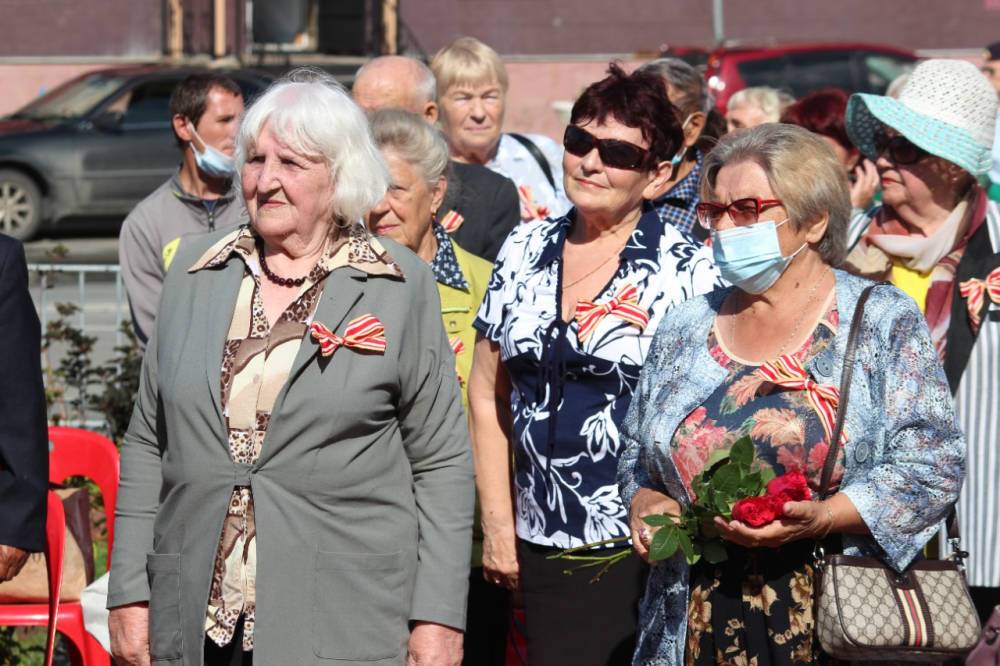 Жители Невельска почтили память солдат, павших за освобождение Южного Сахалина и Курил