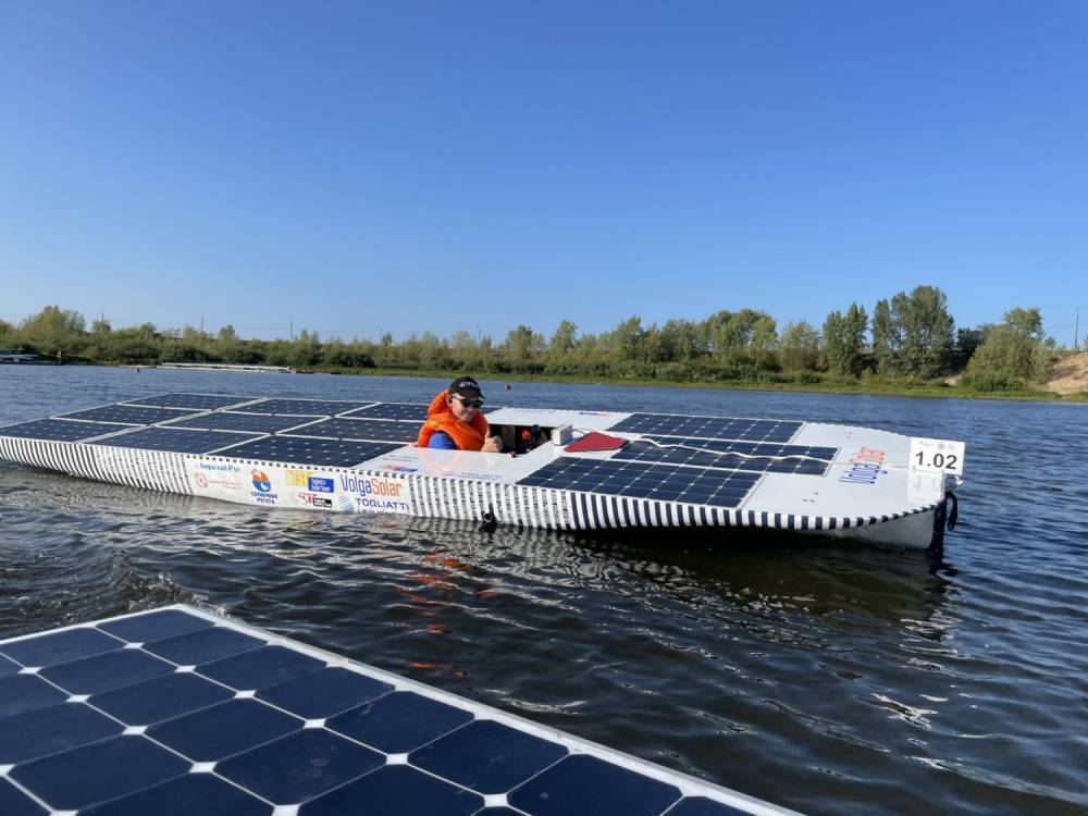 Студенты из Тольятти победили на Всероссийских инженерных соревнованиях, выступая на лодке с солнечными батареями – Учительская газета
