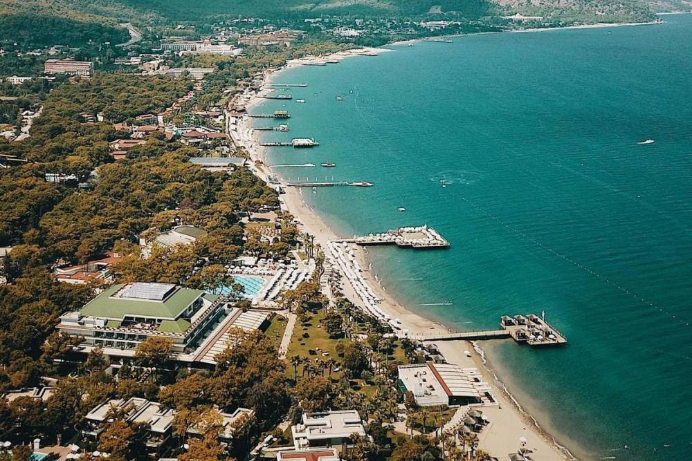 Лишившаяся путевки в Турции россиянка отдохнула в Сочи и сравнила курорты