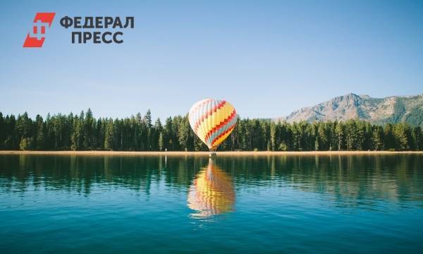 Туристы на воздушном шаре упали в Черное море