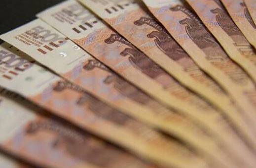 Аналитик назвала главные осенние угрозы для рубля