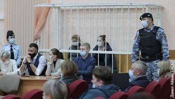 В Кемерово началось оглашение приговора в деле о пожаре в ТРЦ «Зимняя вишня»