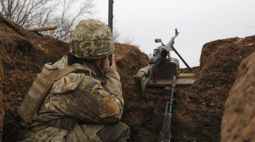 Украинский военный погиб из-за обстрелов на Донбассе