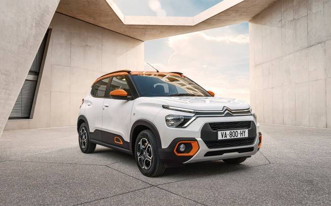 Citroen выпустил компактный кросс-хэтчбек C3