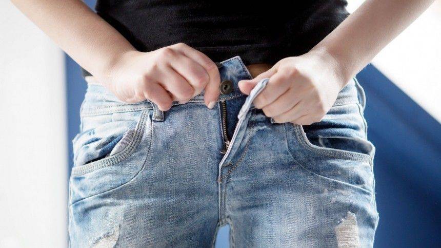 Врач объяснила, насколько старые джинсы помогут определить риск развития диабета