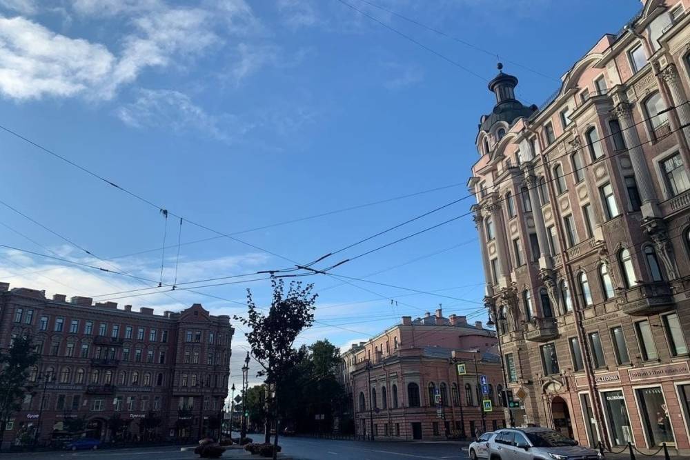 Температура в Петербурге опустится на 6 градусов ниже нормы